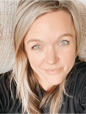 Meet your Posher, Sarra